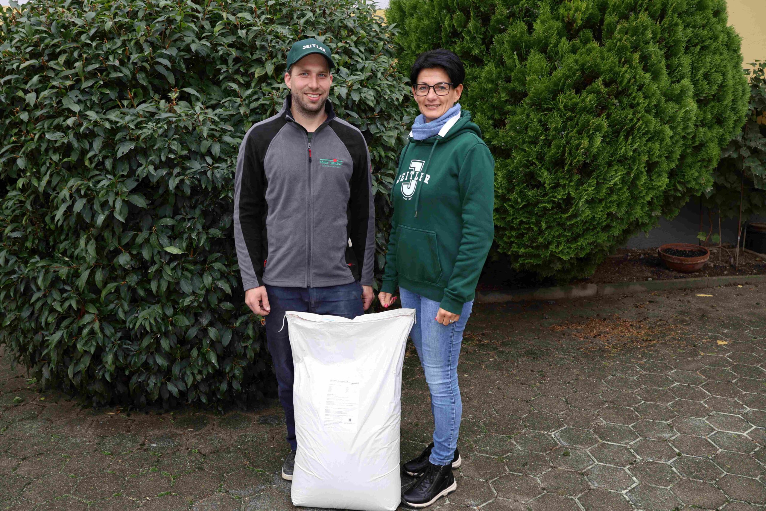 Michael Lechner mit JEITLER® Futtermittelexpertin Anita Grünn