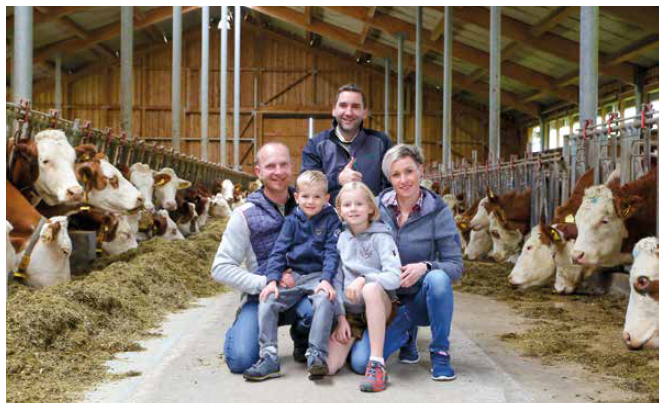 Karin und Erich Aigner mit Kindern und Thomas Sammer